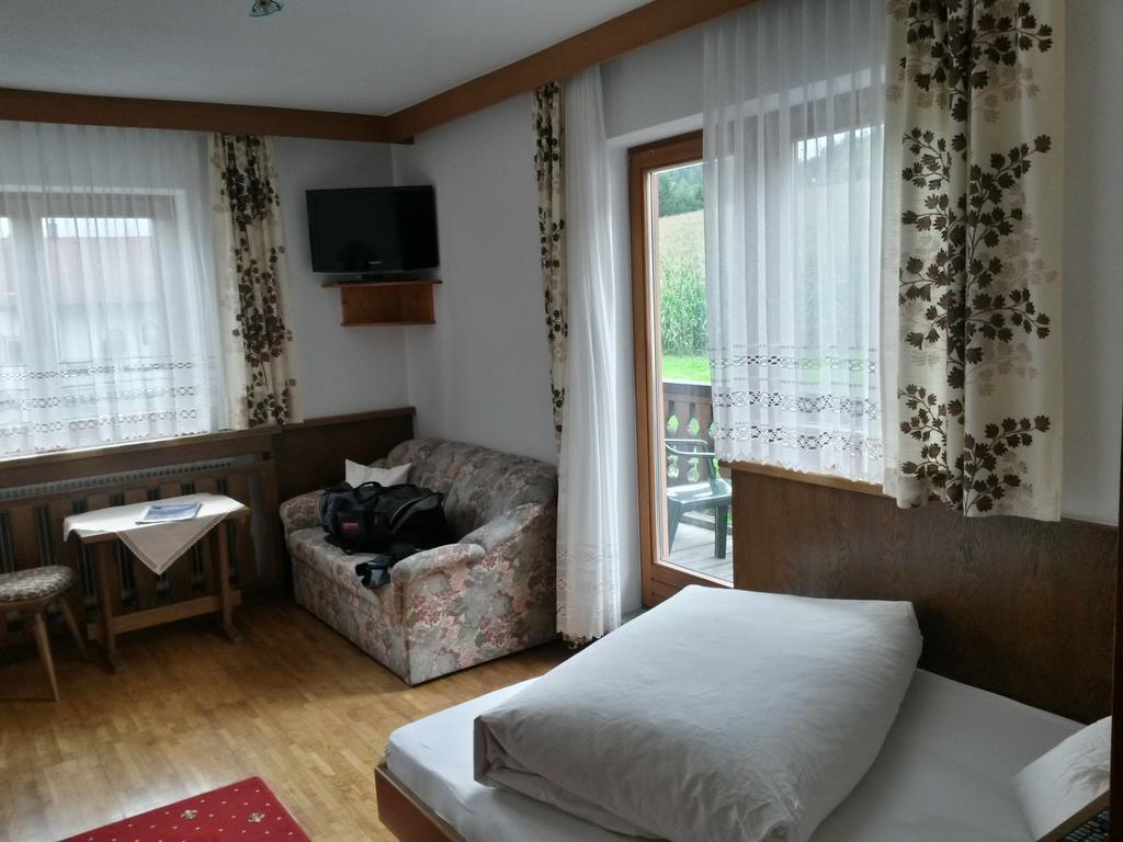 Gasthof Pension Traube Karres Pokoj fotografie