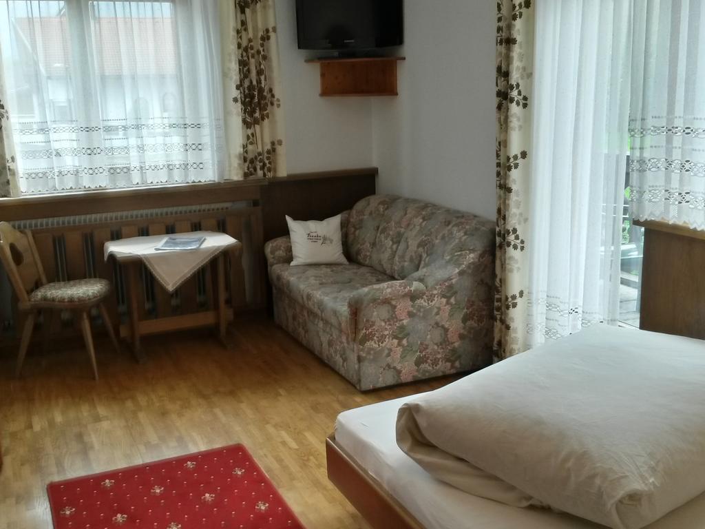 Gasthof Pension Traube Karres Pokoj fotografie